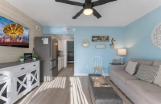 Heated Pools and Smart Entertainment Options - Charming Coastal Retreat