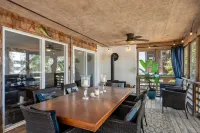 Private Boat Dock and Scenic Canal Views - Serene Charming Retreat Hotels in Hatteras