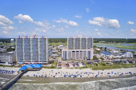 Breathtaking Ocean Views and Oceanfront Pool - Luxurious Beachfront Retreat