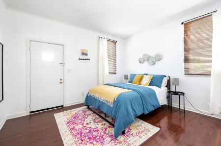 Stunning 1 Bedroom Near Short North Отели рядом с достопримечательностью «Большой Колумбийский Конвенционный Центр»