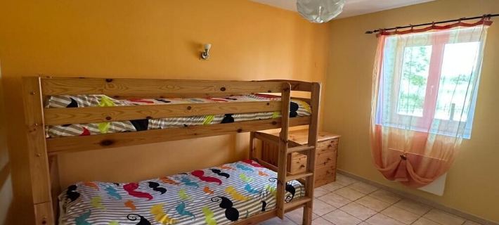 Uzès superb, comfortable gîte with swimming pool 700m from town center: Hotels in Uzes