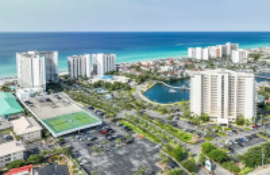 Pelican Beach 608