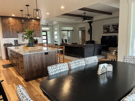 Charming 3-bedroom house with WiFi in Nampa.