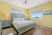 Beachfront Access and Stunning Views - Luxurious Coastal Paradise