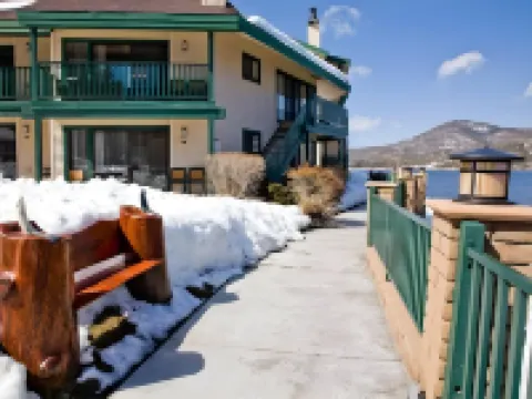 Lagonita Lodge Hotels near The Leather Depot