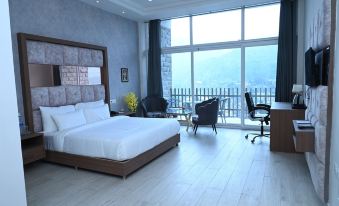 Spt Clarks Inn Suite Mandi