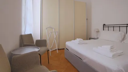 Bartolomeo de Benz - Torno Отели в г. Торно