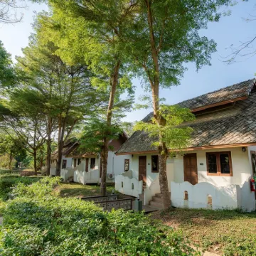 重新連接自然小屋派 拜县纪念大桥附近的飯店