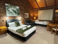 Coonawarra Place Motor Inn Hotels in Coonawarra