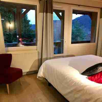 Castel Damandre Rooms