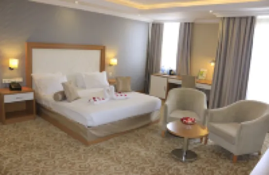 Momona Hotel
