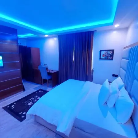 New Point Hotel and Suites