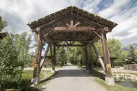 Fireside Resort Hotels in Wilson