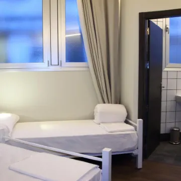 Poshtel Bilbao - Premium Hostel Hotels near Bilboko Donejakue Katedrala