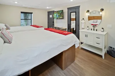 The Dorm Hotel Hotel a 