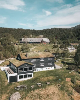 Preikestolen Hotel & BaseCamp Hotels in Strand kommune