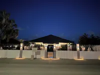 Eagle Stays Aruba