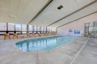 Desert Sand Resort - Pools