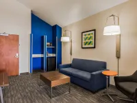 Holiday Inn Express & Suites OROVILLE LAKE by IHG Hotels in Oroville
