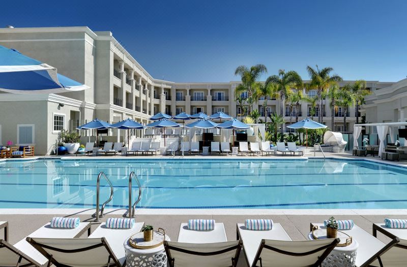 Balboa Bay Resort photo 2