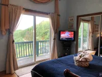 Coppertoppe Inn & Retreat Center Hotels in Rumney