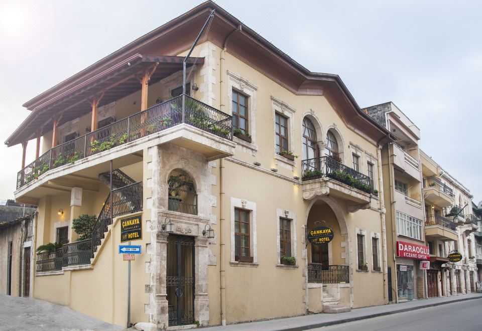 hotel overview picture