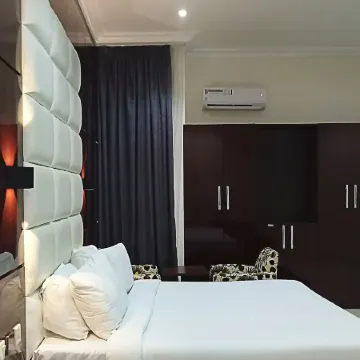 Blossom Height Unique Hotel