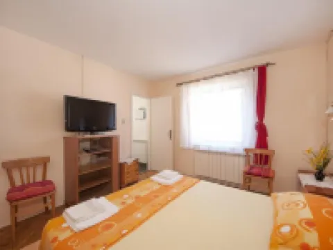 Apartments Gorana Hotels in Splitska