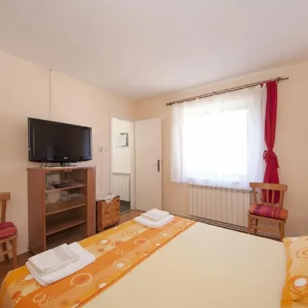 Apartments Gorana