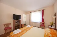 Apartments Gorana