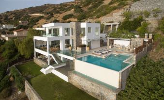 Lady Sea 6 Bedroom Villa with Heated Pool & Private Beach Access