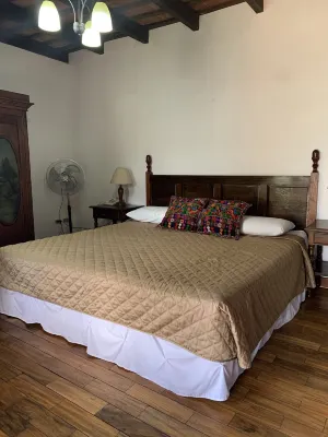 Villa de Antaño Hotels in Santa Ana
