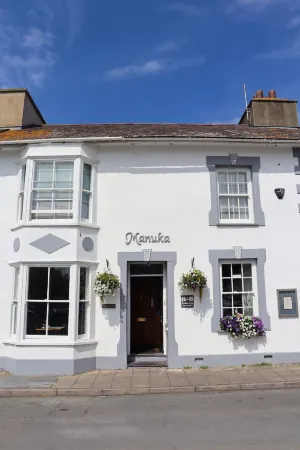 Arosfa Harbourside Guesthouse Отели в г. Лланлучайарн