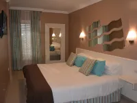 Coral La Quinta Park Suites Hotels in Acentejo
