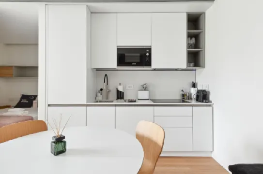 Limehome Milan Via Stresa