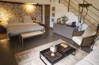 Jkmoulinparadou Hotels in Paradou