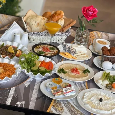 Al Mada Al Arabia Hotel