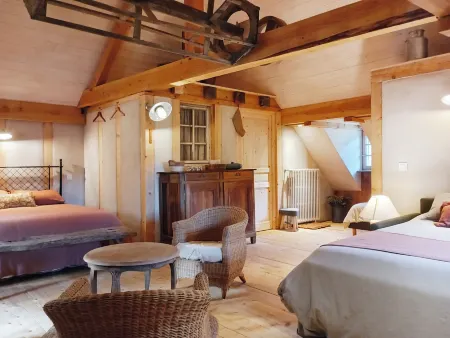 Maison d'hôtes de Charme - Ancien Moulin en Pleine Nature - la Paulusmühle Отели в г. Бусвиллер