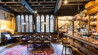 Luttrell Arms