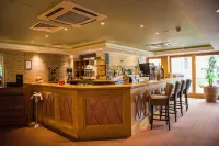 Shendish Manor Hotel & Golf Course - bar