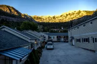 Abram Inn & Suites - parking