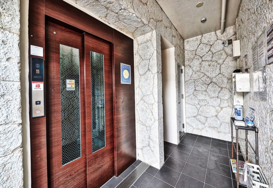 Hotel Sansui Naha Ryukyu Onsen Naminoue-No-Yu 수영장