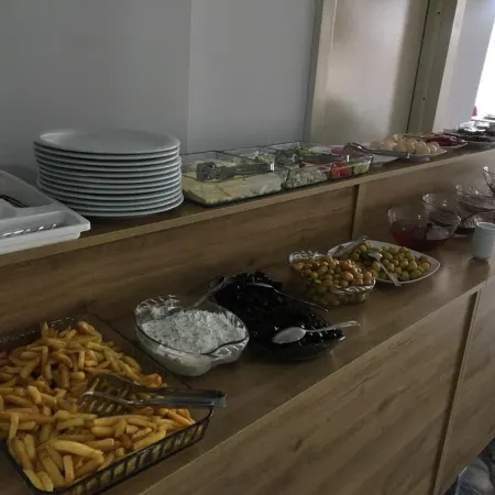 InDİANA Hotel
