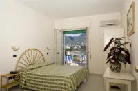 Hotel Klein Wien Hotels in Piano di Sorrento