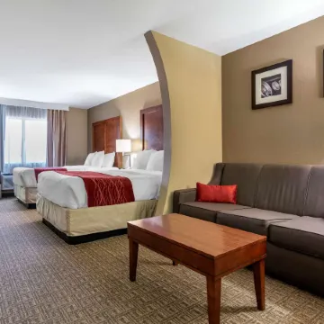 Comfort Inn & Suites Leeds I-20