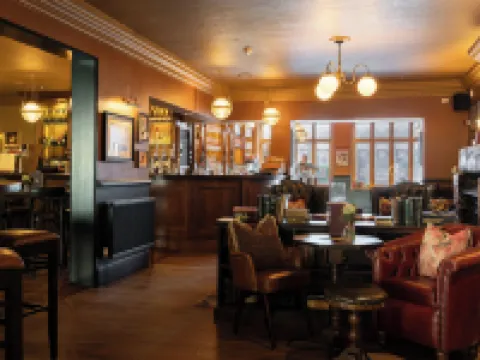 Crown Hotel Hotels in Chertsey