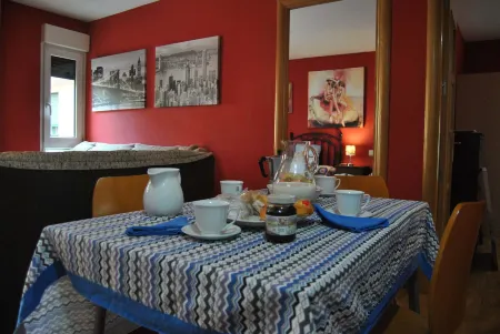 Apartahotel Rural CollaRubio Luxury Отели в г. Альпедрете