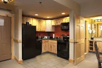 Hope Lake Lodge & Indoor Waterpark - Balkoner
