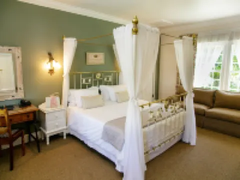 Tsitsikamma Village Inn Hotels in Stormsrivier