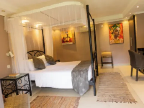 Casa Mia Lodge & Restaurant โรงแรมในบลันไทร์